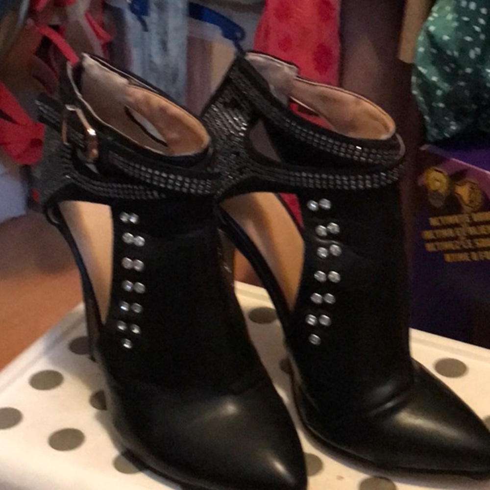 Second look shoes